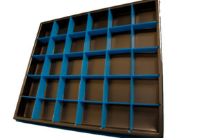 Integrated Packaging with Dividers